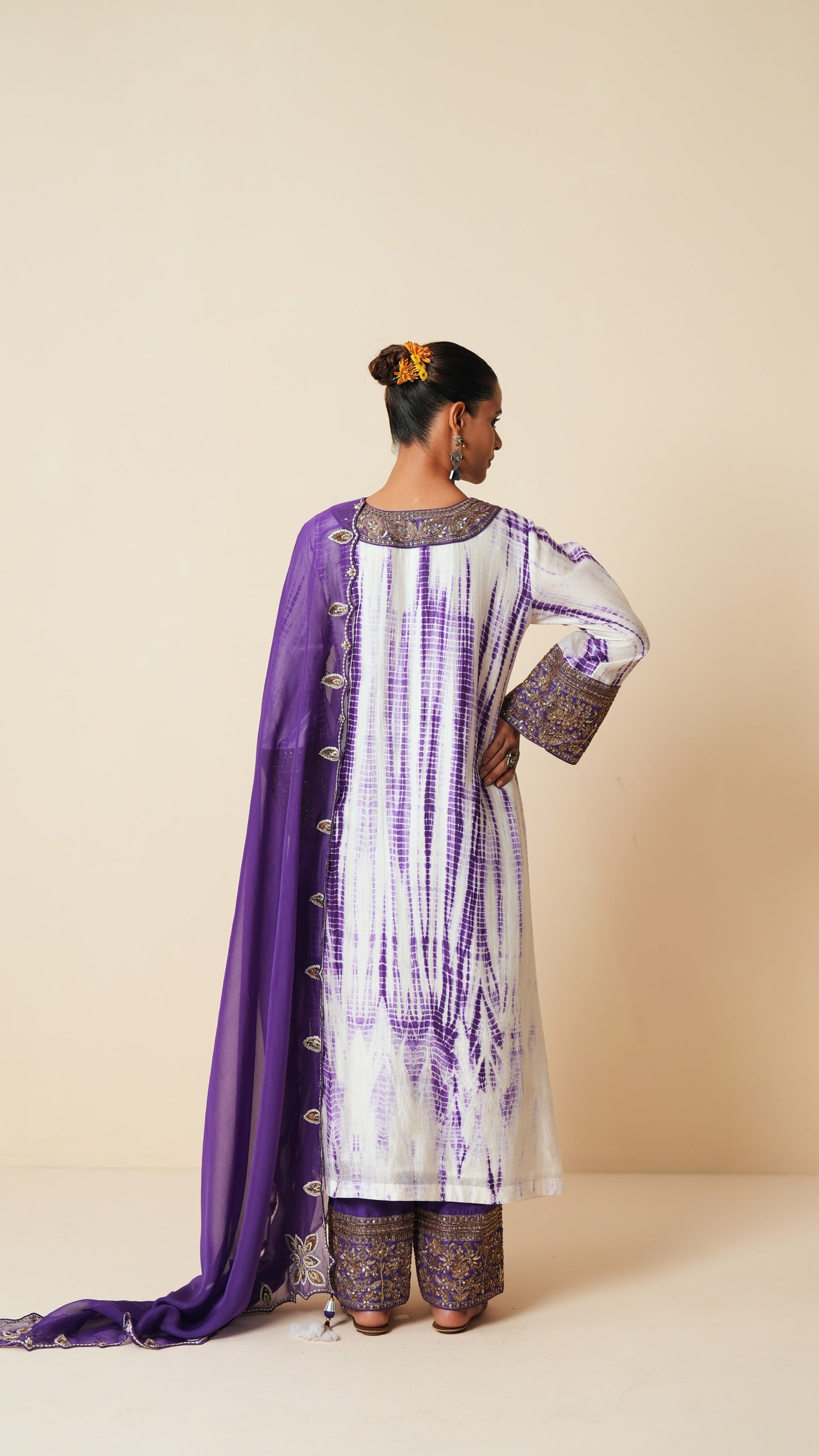 Phiran Style Ethnic Set with Organza Dupatta