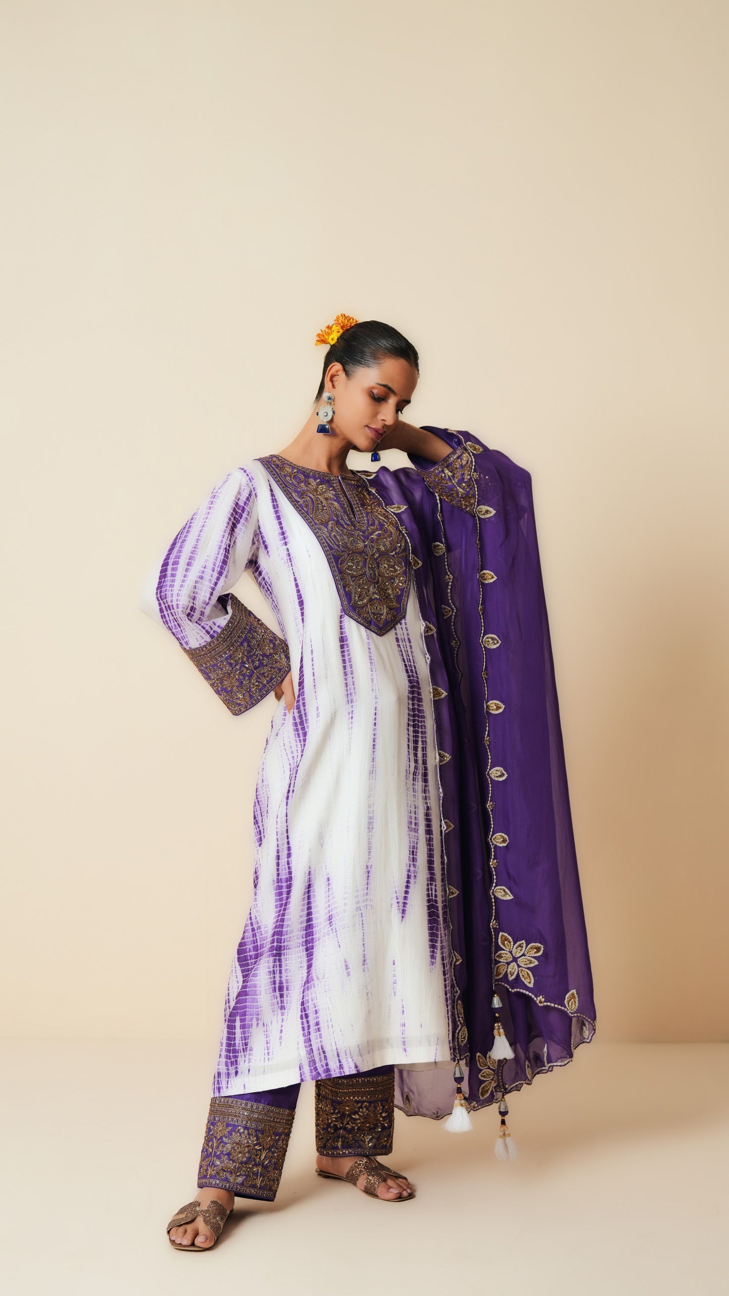 Phiran Style Ethnic Set with Organza Dupatta